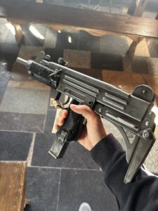 Pistolet samopowtarzalny SUZI